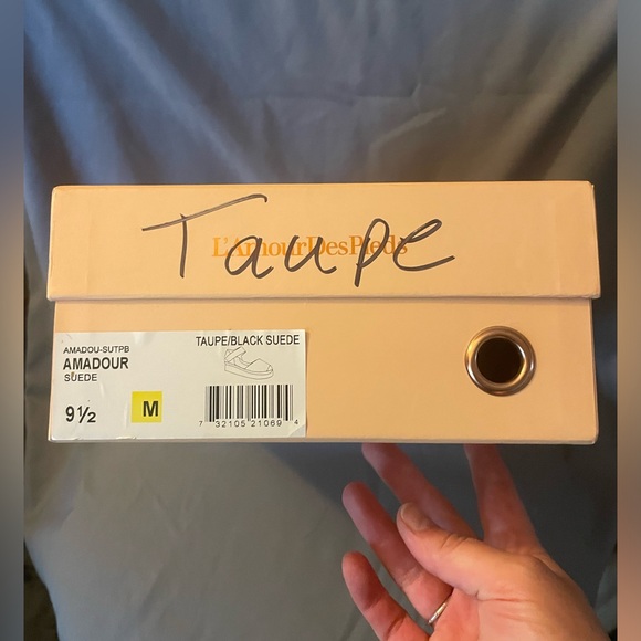 Adamour Taupe Suede Platforms, 9.5 - Picture 6 of 7